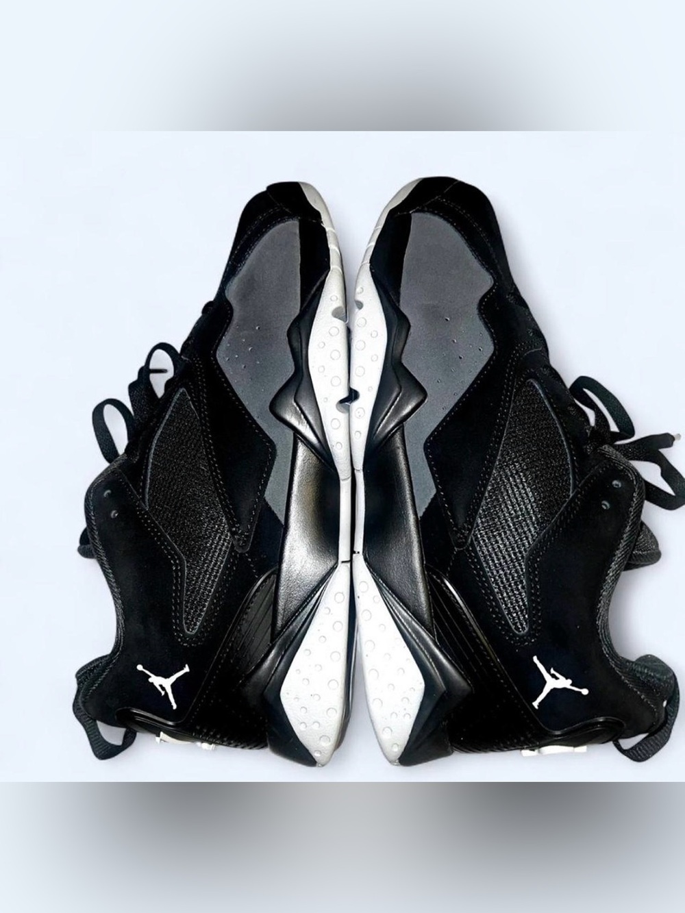 Like new! Nike Air Jordan MVP92